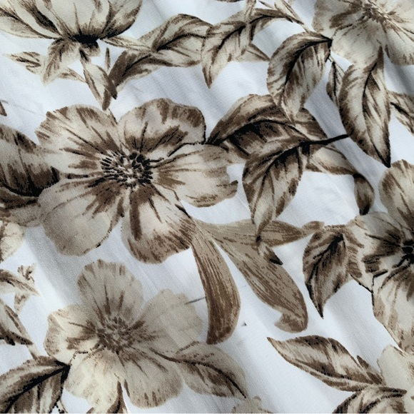 NEW! J. Jill Neutral Color Floral with Center Crossover Flowy Skirt - Picture 7 of 8